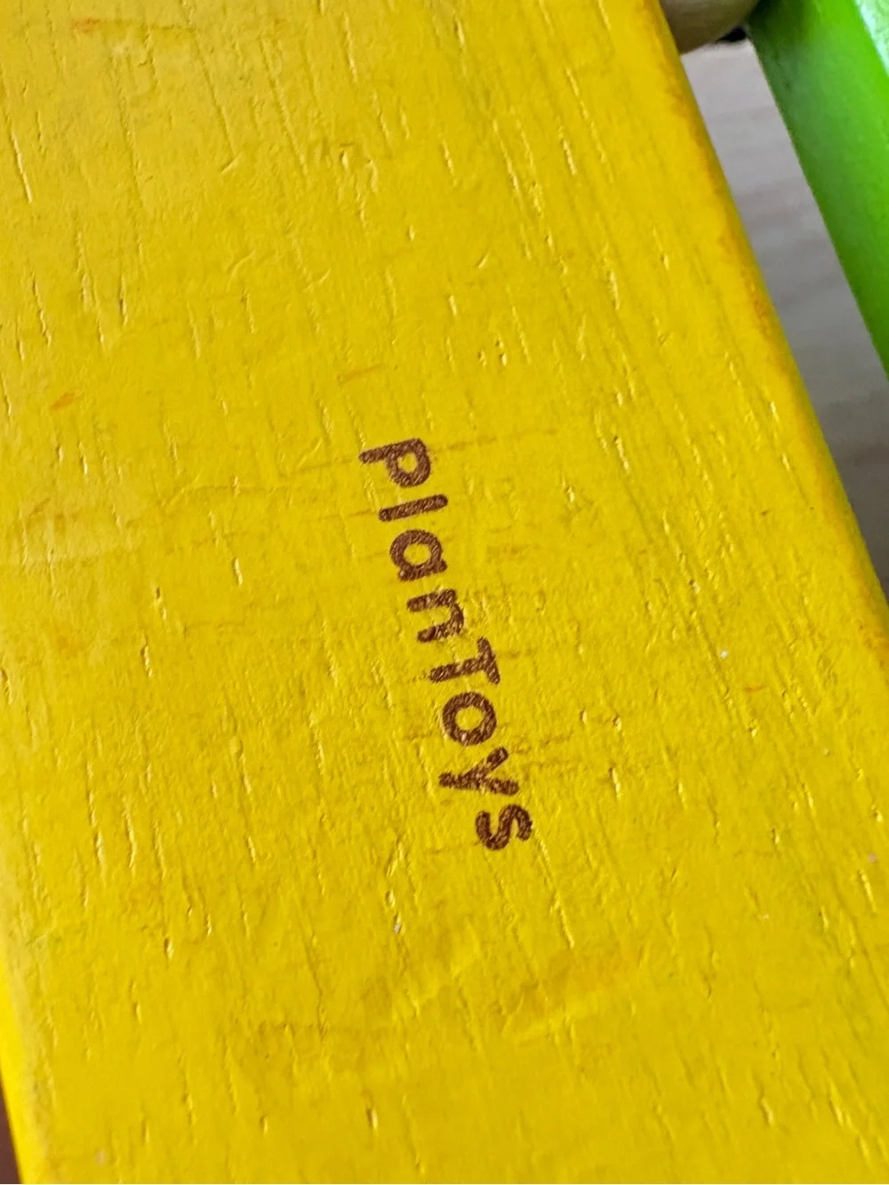 Xylophone. Plan toys. Wooden. Non- toxic.